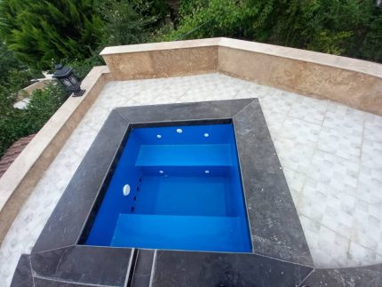 ساخت استخر در رشت 1403